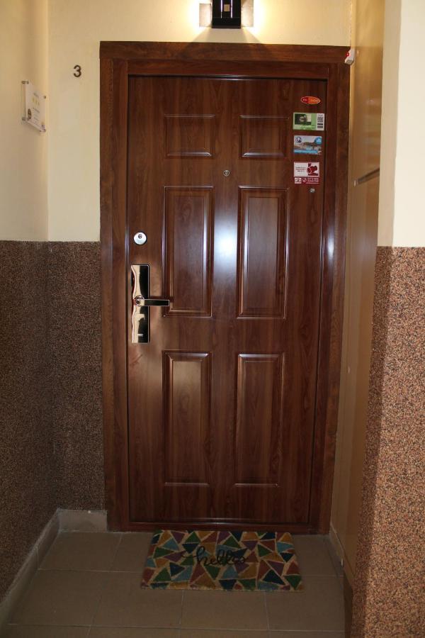 Apartamento Izzy Apartament Miskolc Exterior foto